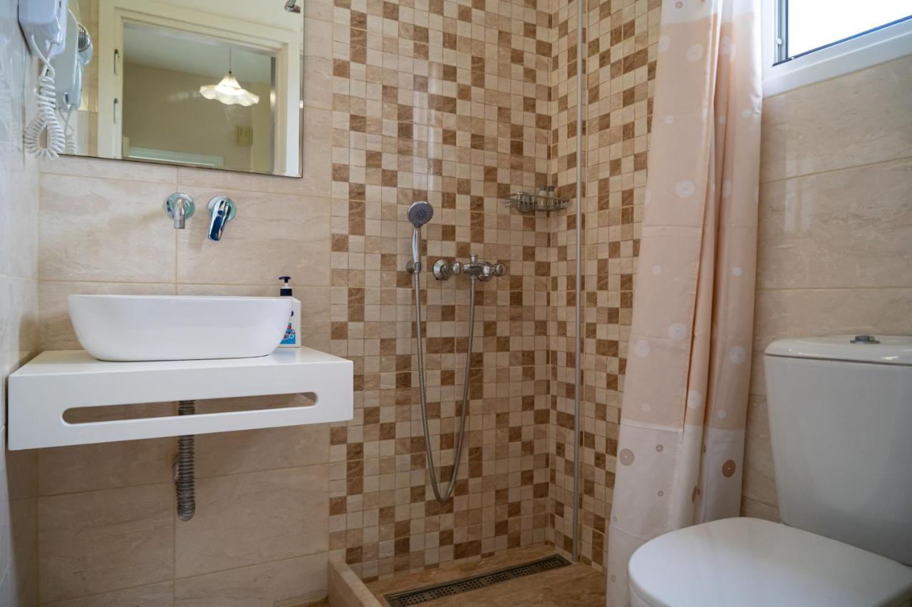 Appartement Spiros Athinaios Apartment's